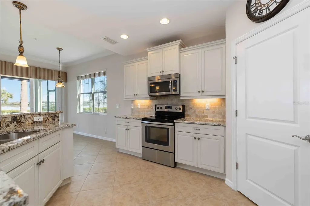 1264 Riverscape Street Bradenton FL 34208