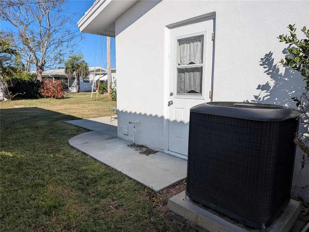 9620 44th Street N Pinellas Park FL 33782