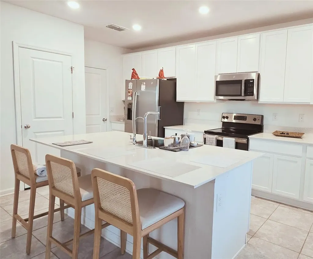 608 Trotters Drive Eagle Lake FL 33839