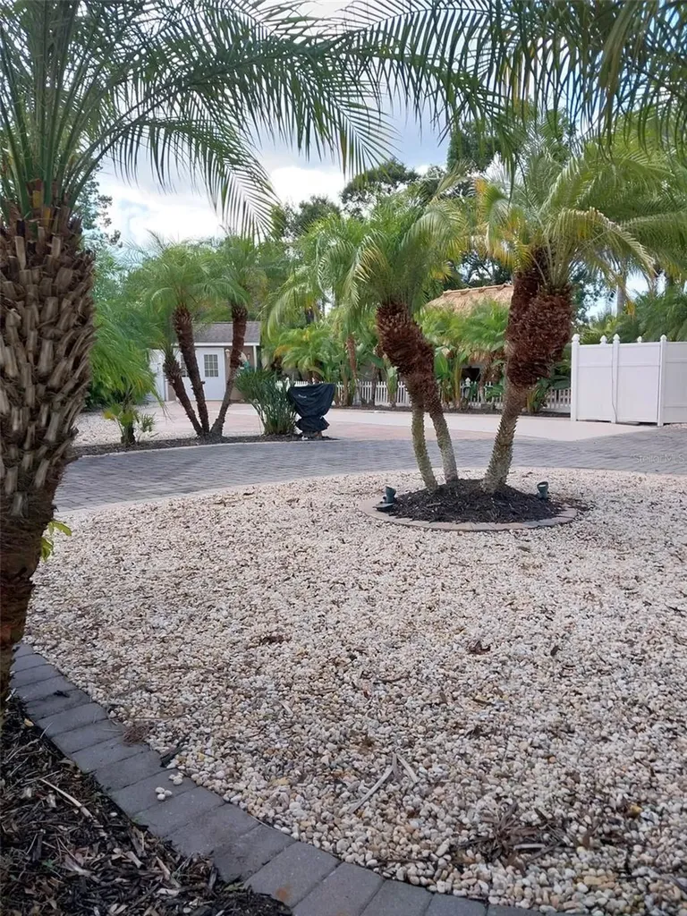 20300 Leonard Road Lutz FL 33558