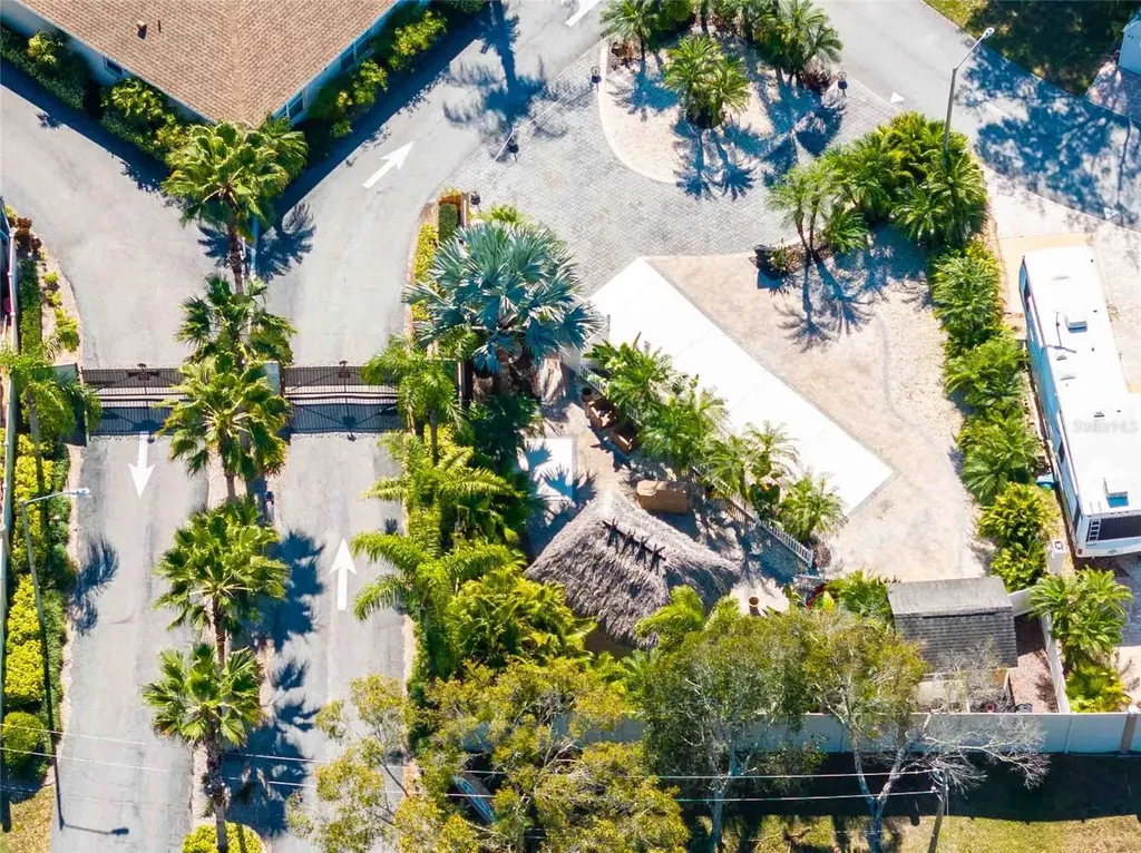20300 Leonard Road Lutz FL 33558