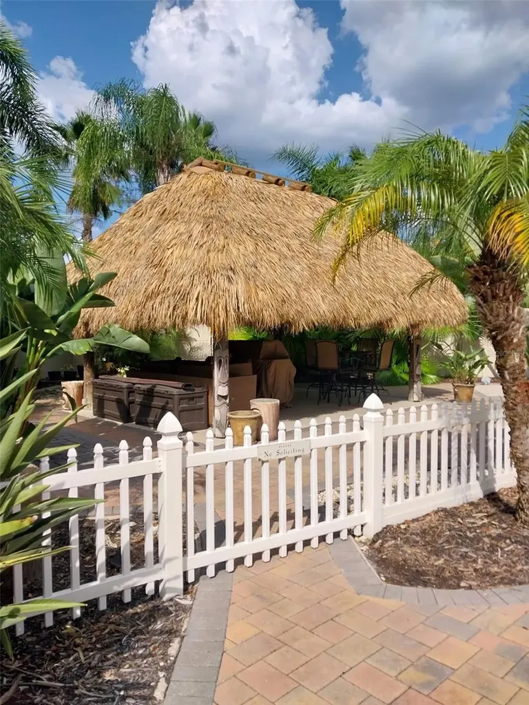 20300 Leonard Road Lutz FL 33558