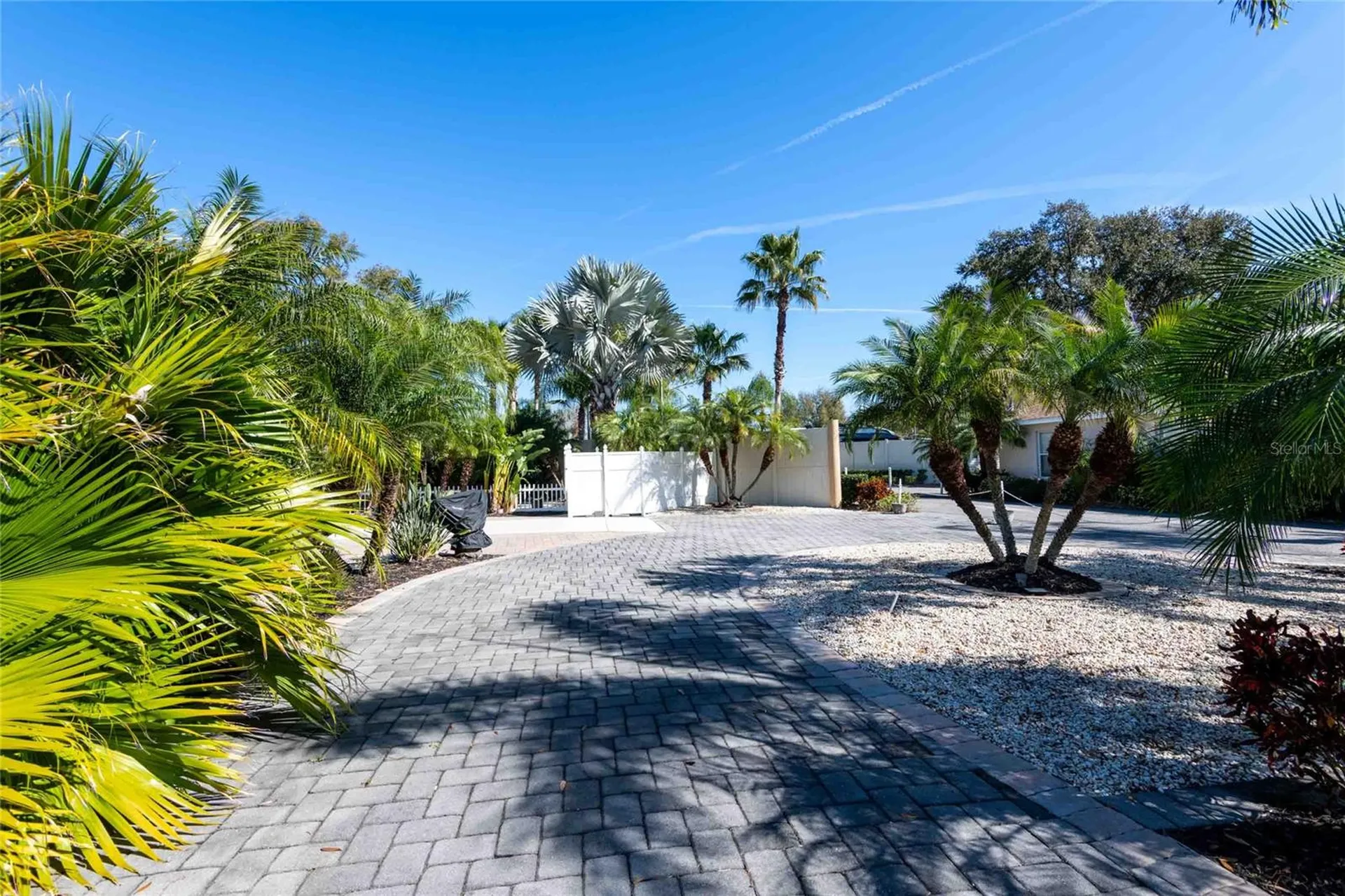 20300 Leonard Road Lutz FL 33558