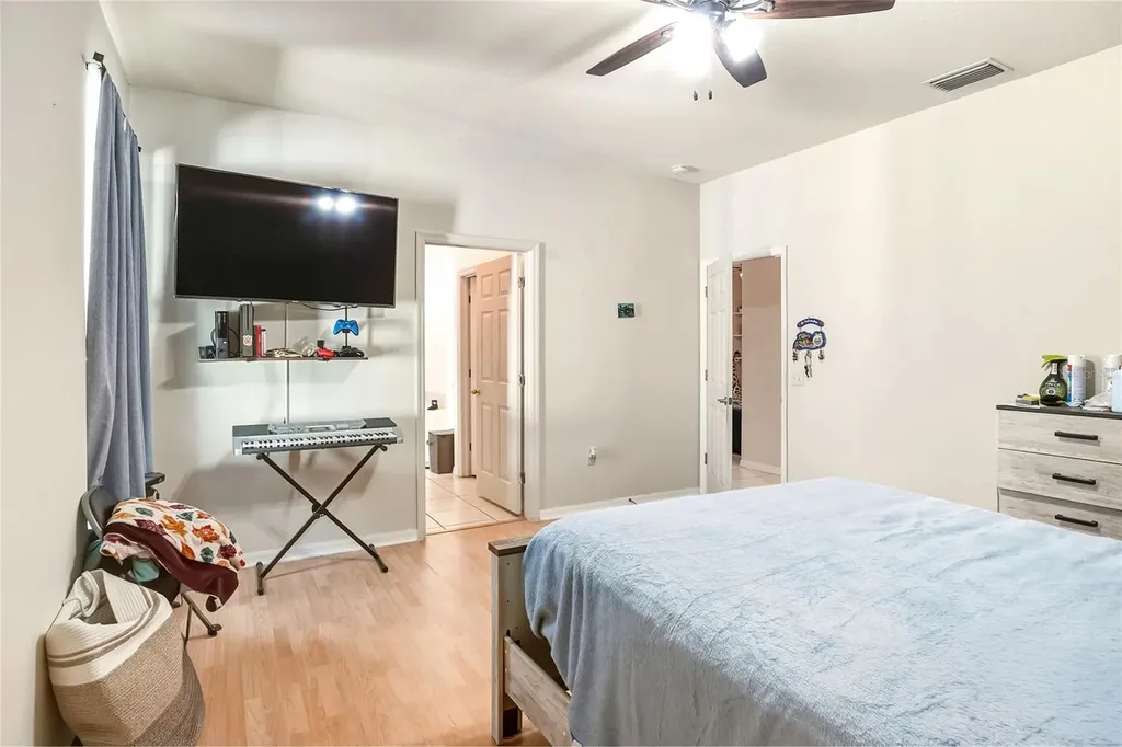 1703 Oakwood Estates Drive Plant City FL 33563
