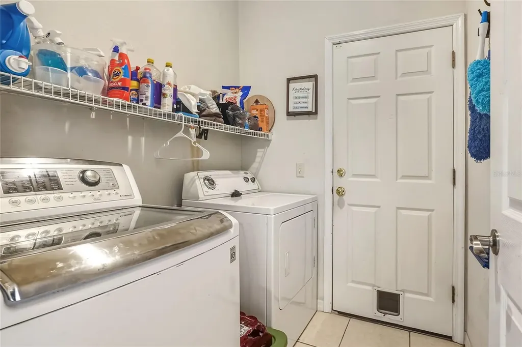 1703 Oakwood Estates Drive Plant City FL 33563