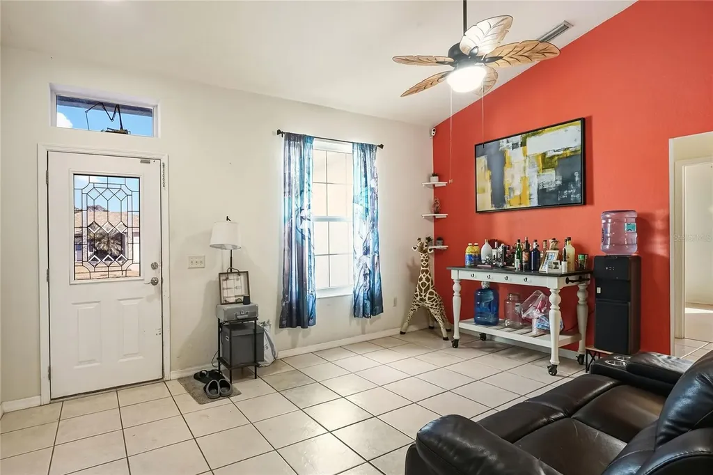 1703 Oakwood Estates Drive Plant City FL 33563