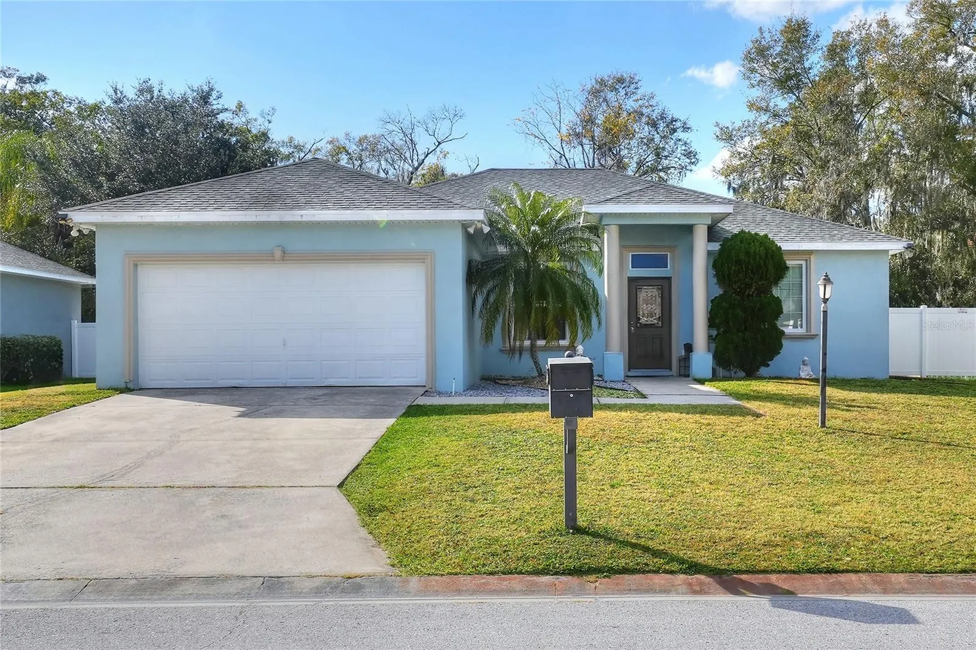 1703 Oakwood Estates Drive Plant City FL 33563