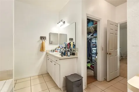 1703 Oakwood Estates Drive Plant City FL 33563