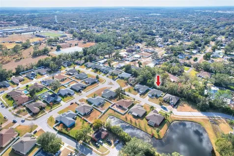 1703 Oakwood Estates Drive Plant City FL 33563