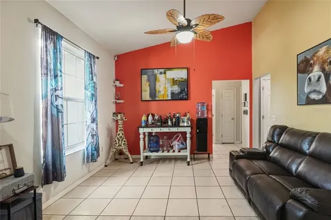 1703 Oakwood Estates Drive Plant City FL 33563