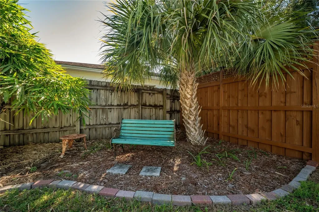 1404 E Cayuga Street Tampa FL 33603