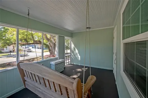 1404 E Cayuga Street Tampa FL 33603