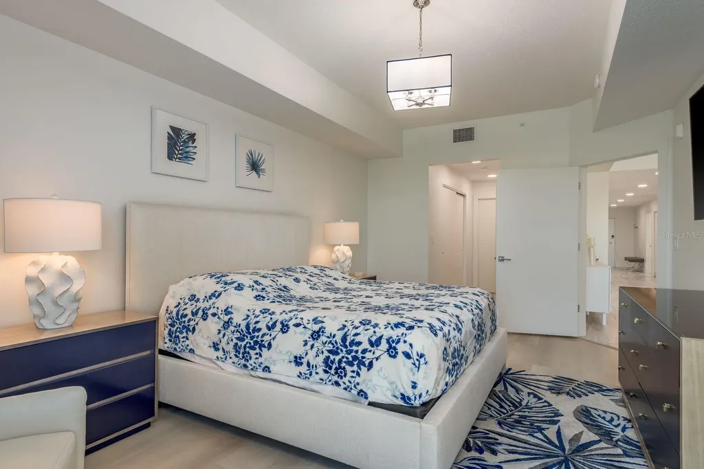 415 Island Way Clearwater Beach FL 33767