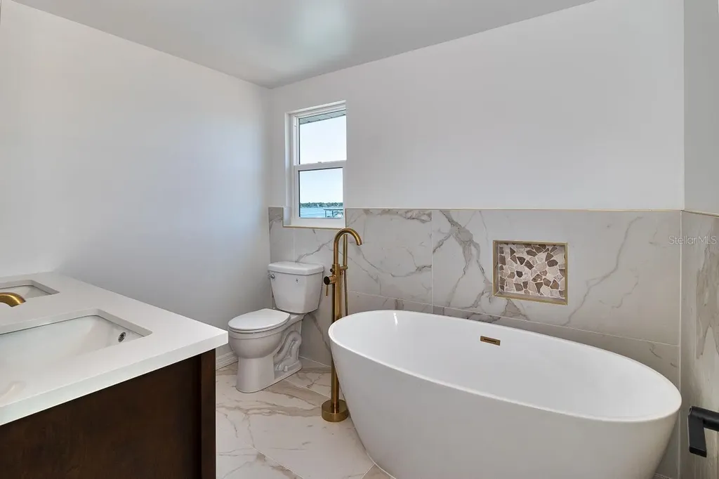 451 Palm Island NE Clearwater Beach FL 33767