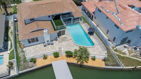 451 Palm Island NE Clearwater Beach FL 33767