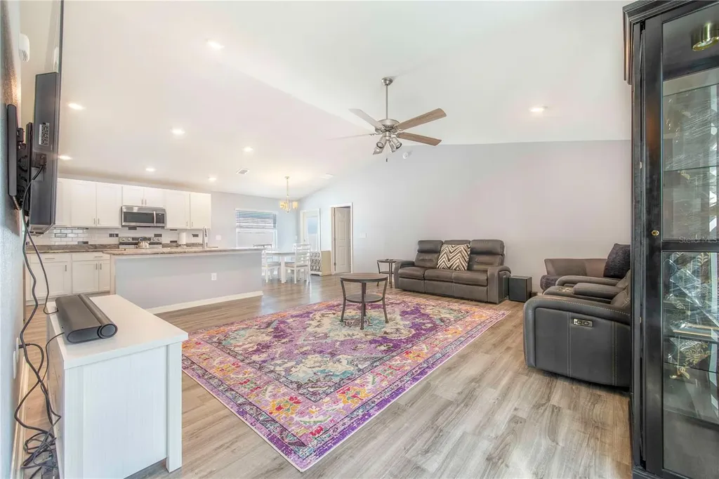 941 Aruba Avenue Mulberry FL 33860