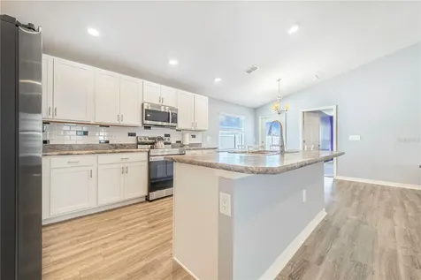 941 Aruba Avenue Mulberry FL 33860