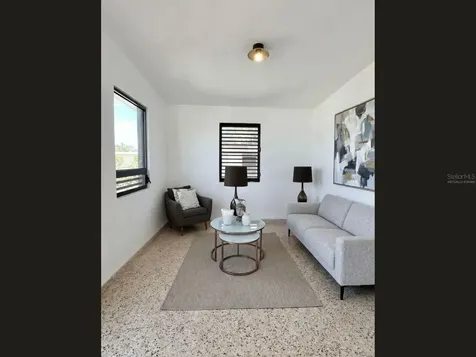 906 Hipolais San Juan PR 00924