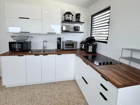 906 Hipolais San Juan PR 00924