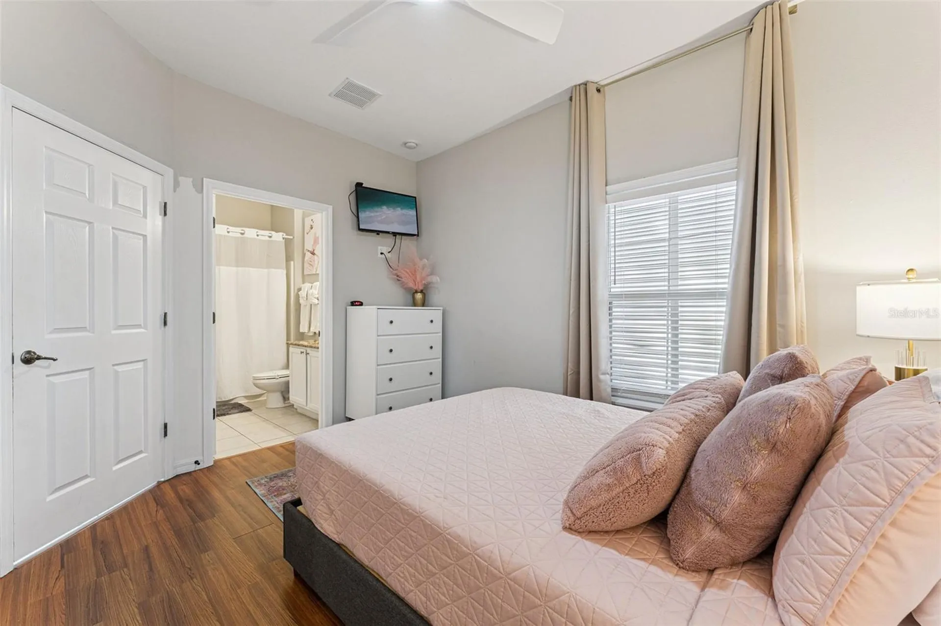 8572 Bay Lilly Loop Kissimmee FL 34747
