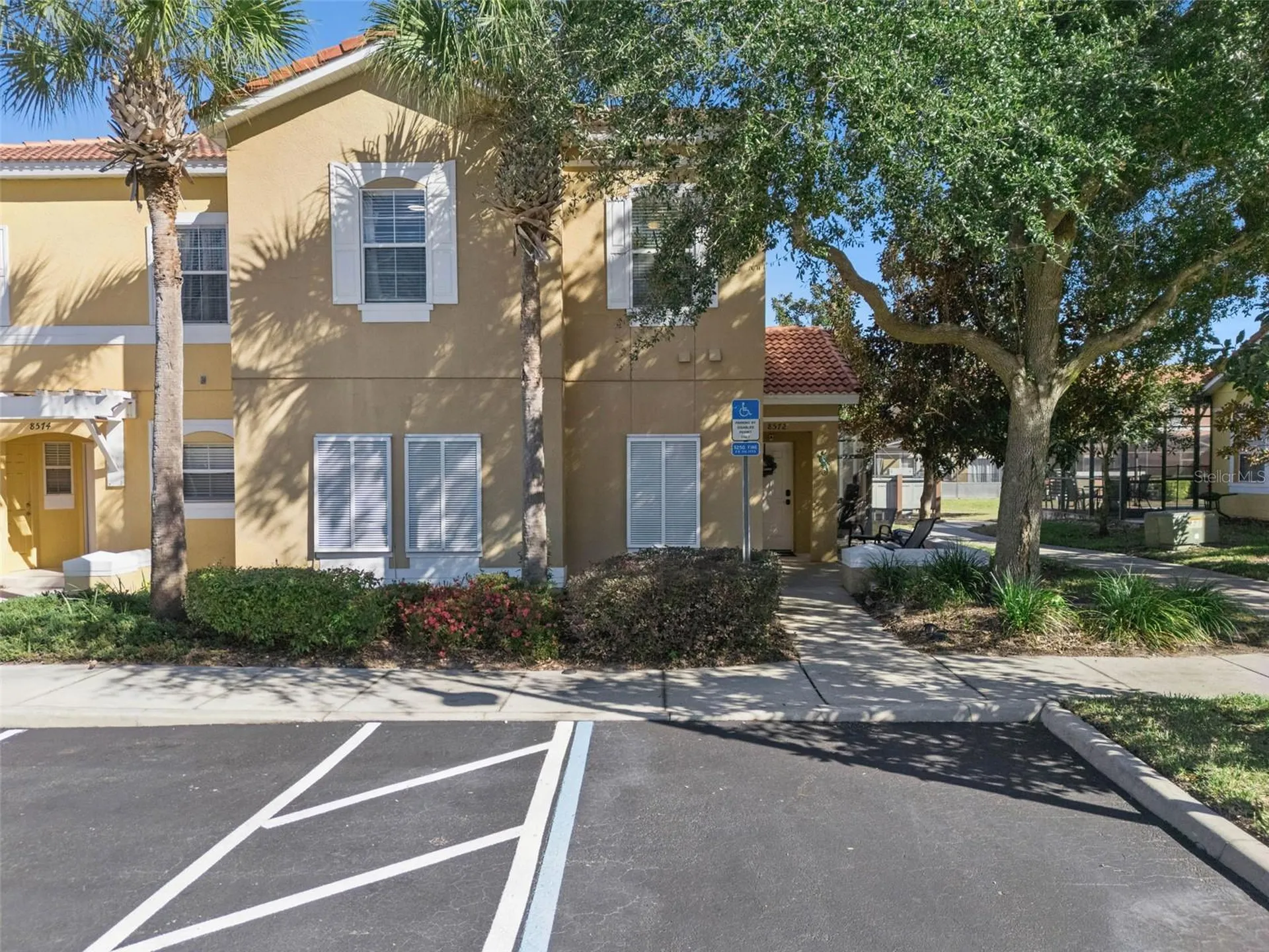 8572 Bay Lilly Loop Kissimmee FL 34747