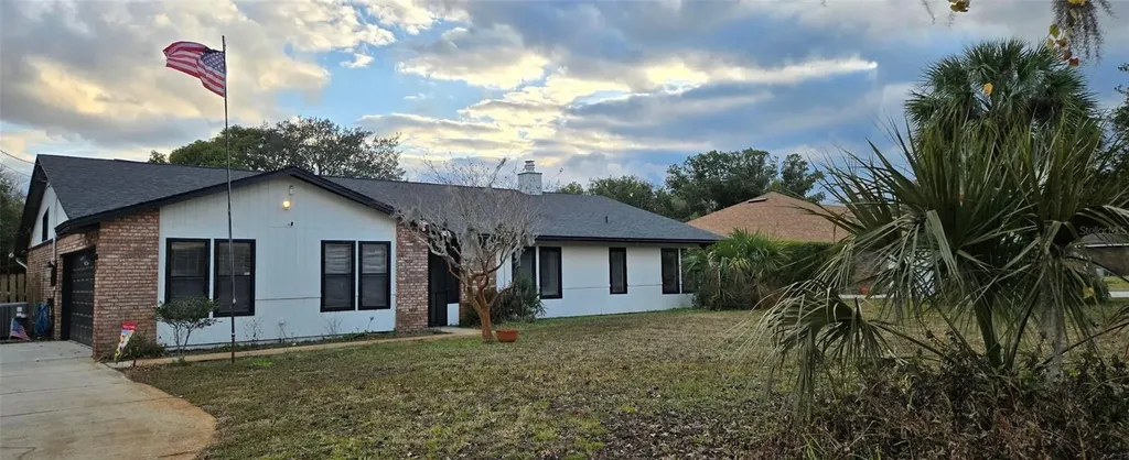 183 W Highbanks Road Debary FL 32713
