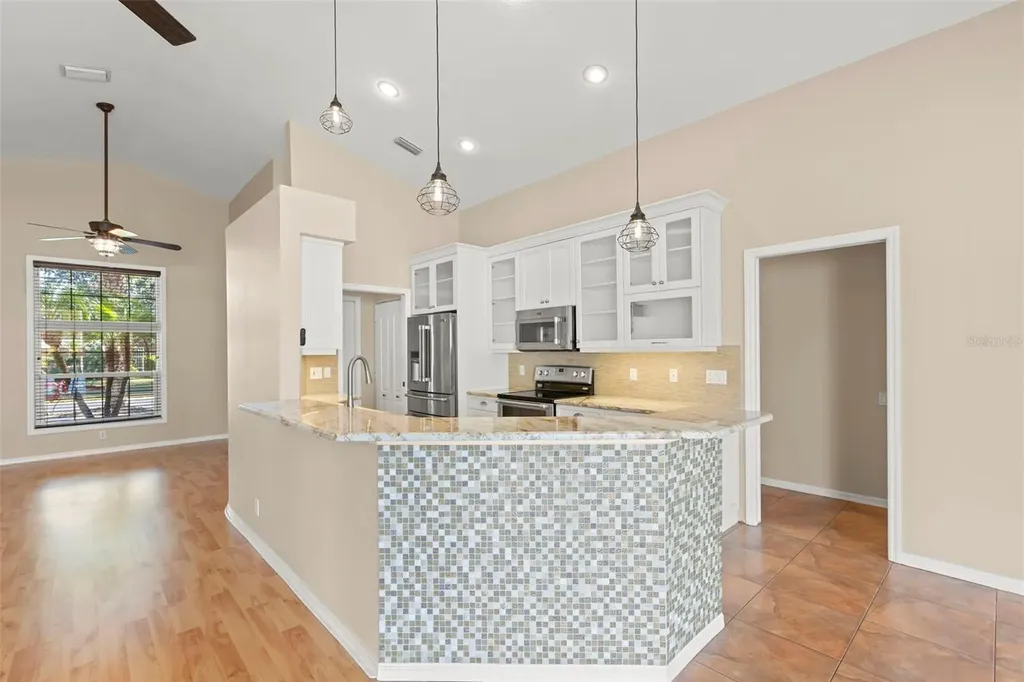 738 N Lake Boulevard Tarpon Springs FL 34689