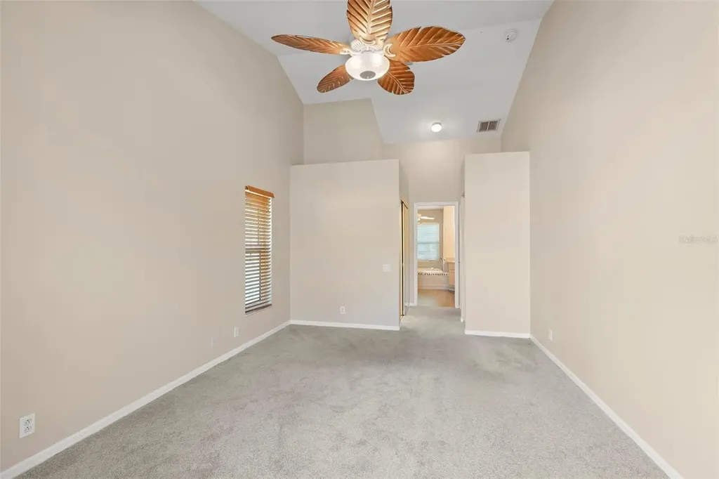 738 N Lake Boulevard Tarpon Springs FL 34689