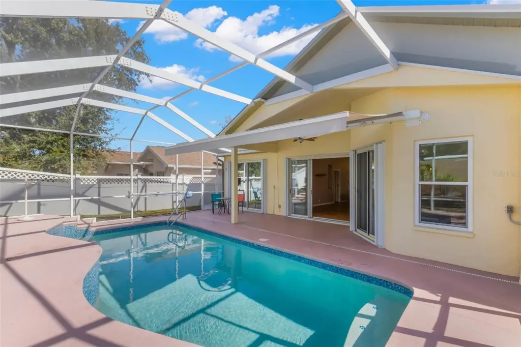 738 N Lake Boulevard Tarpon Springs FL 34689