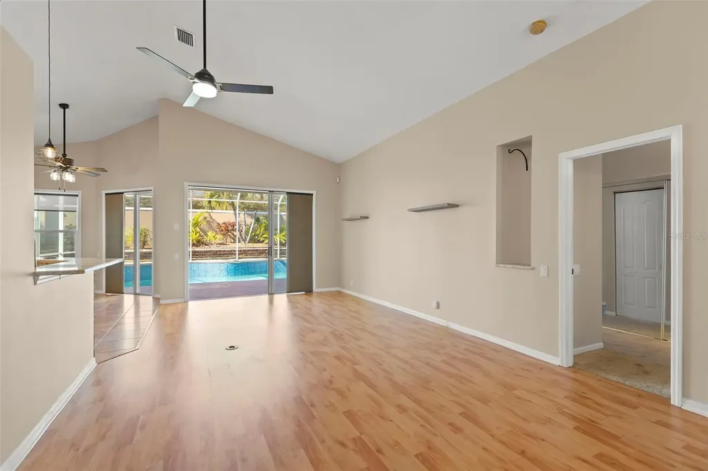 738 N Lake Boulevard Tarpon Springs FL 34689
