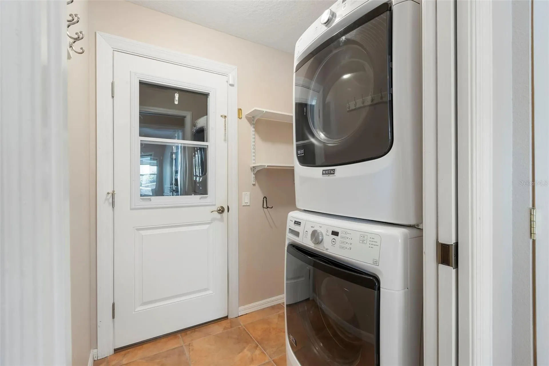 738 N Lake Boulevard Tarpon Springs FL 34689