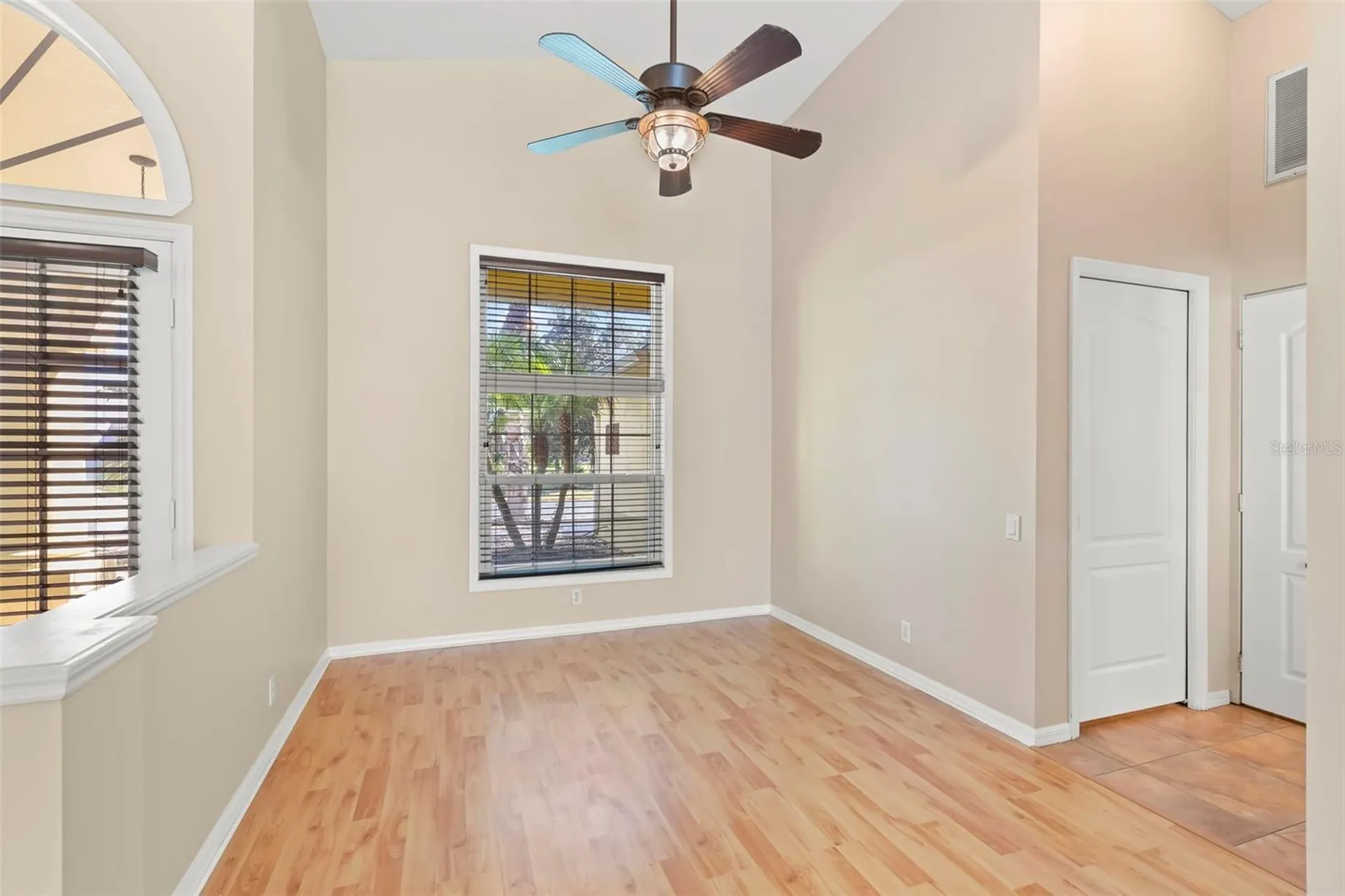 738 N Lake Boulevard Tarpon Springs FL 34689