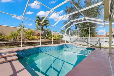 738 N Lake Boulevard Tarpon Springs FL 34689