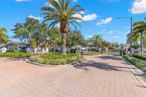 738 N Lake Boulevard Tarpon Springs FL 34689