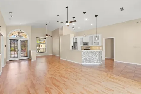 738 N Lake Boulevard Tarpon Springs FL 34689