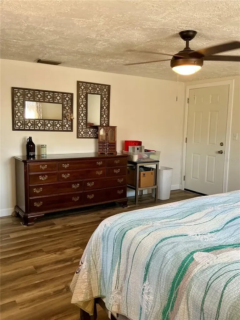 3020 Hawthorne Street Sarasota FL 34239
