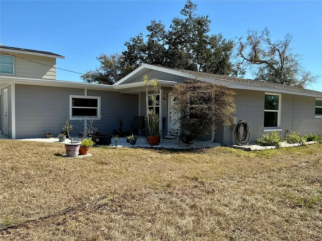 3020 Hawthorne Street Sarasota FL 34239