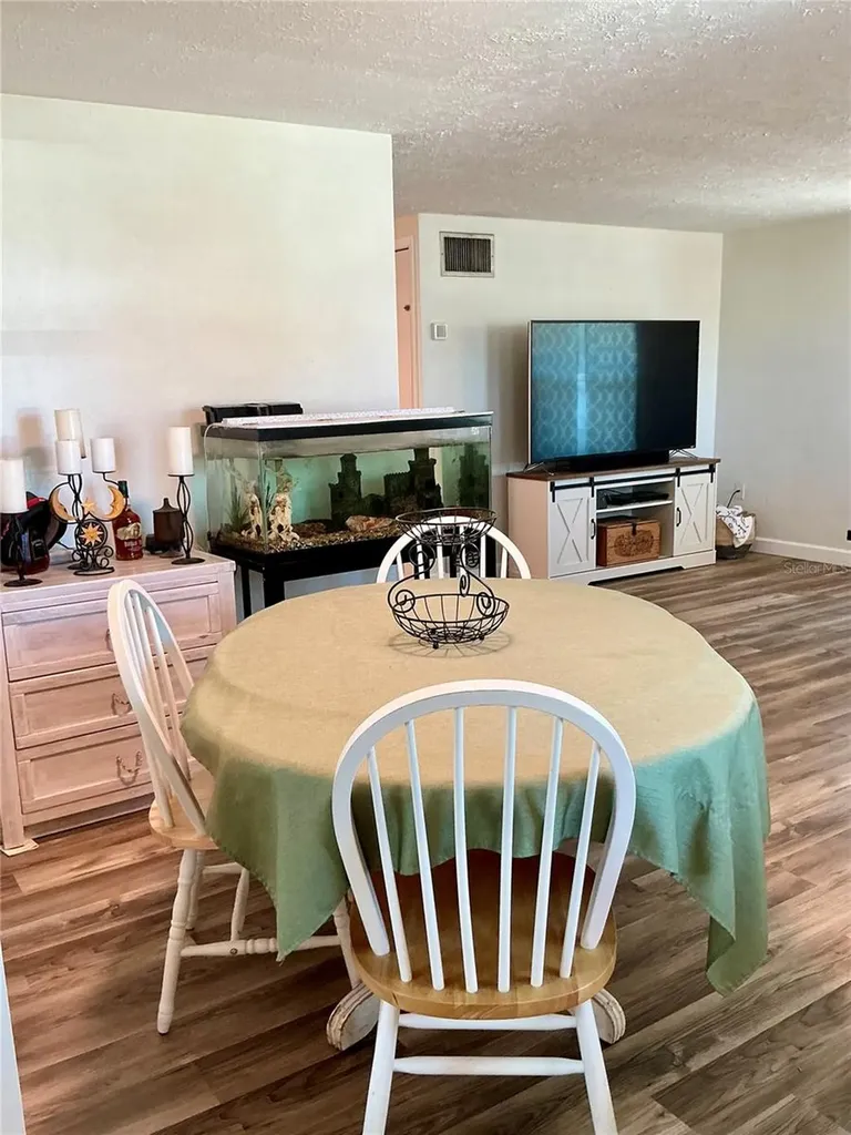 3020 Hawthorne Street Sarasota FL 34239