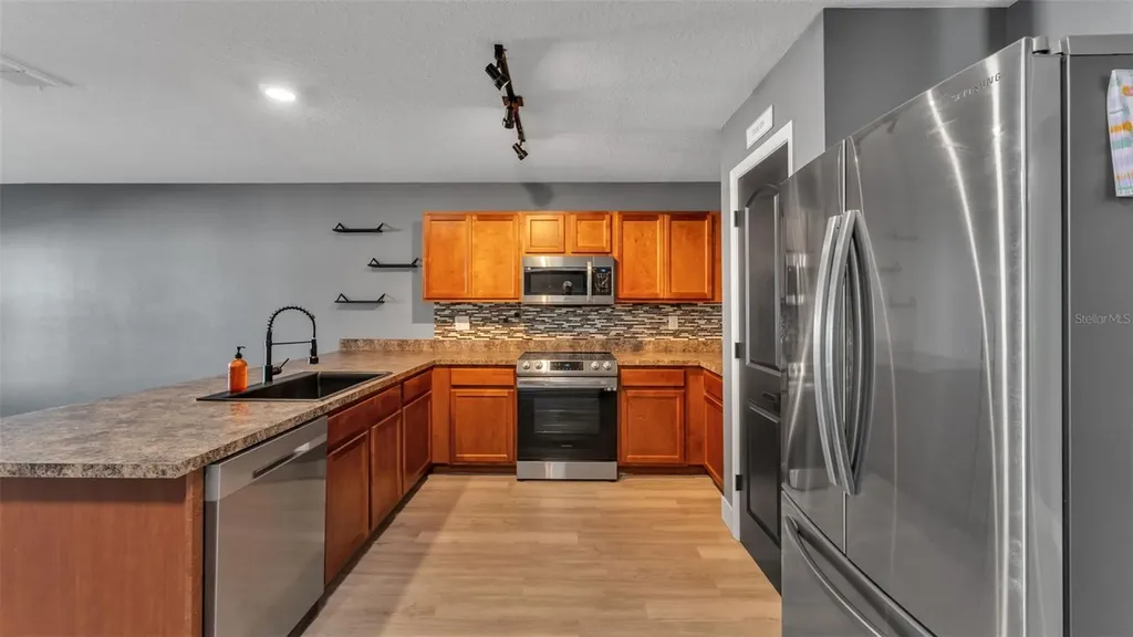 1 Redwood Court Kissimmee FL 34759