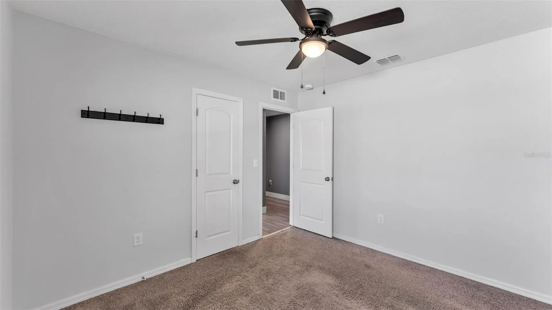 1 Redwood Court Kissimmee FL 34759