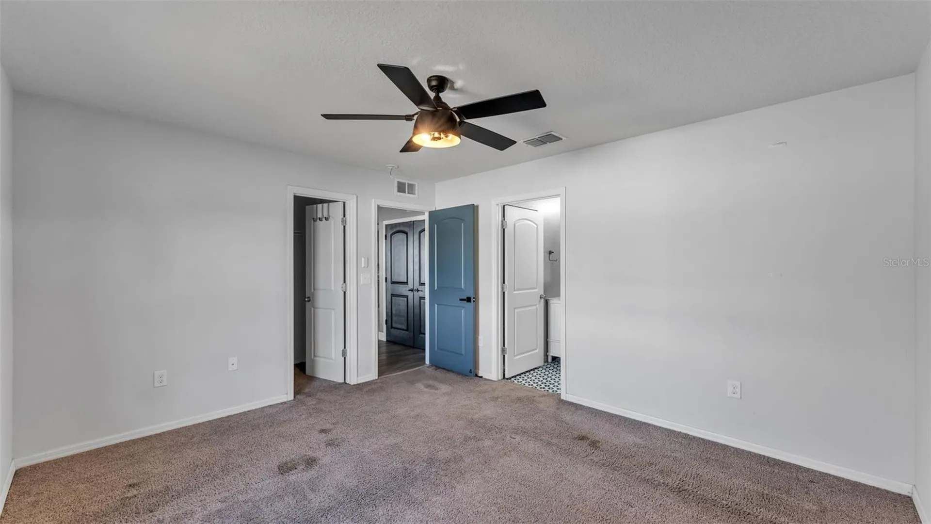 1 Redwood Court Kissimmee FL 34759