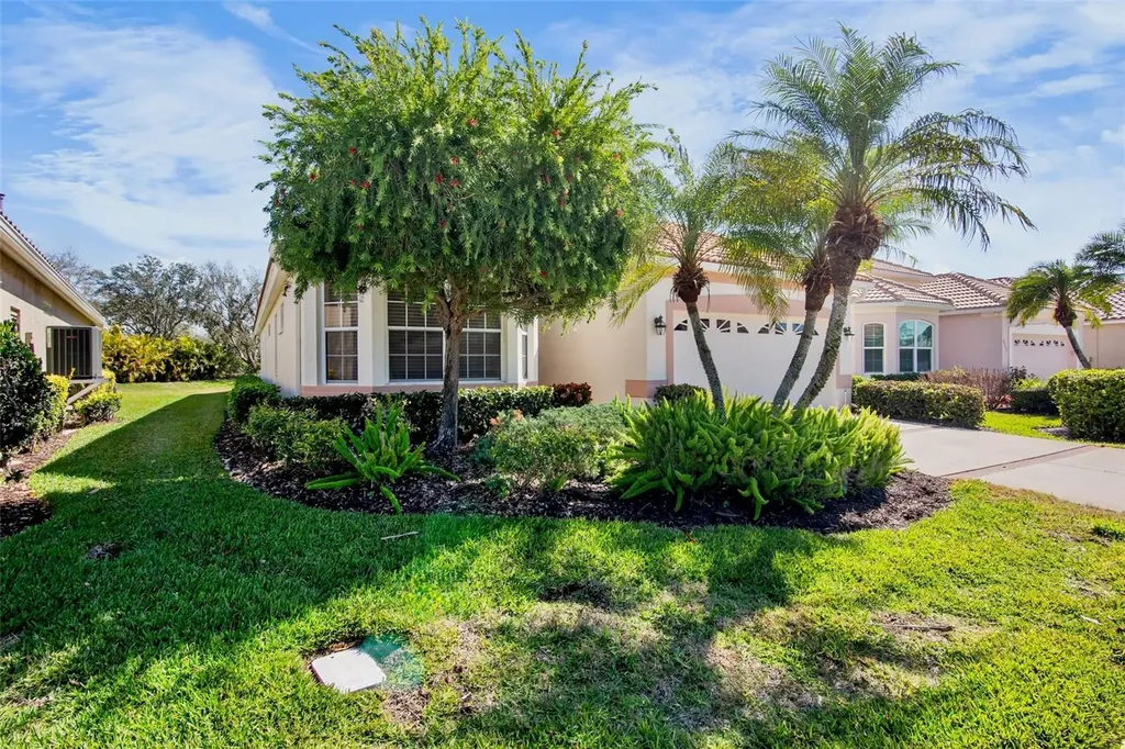 8335 Nice Way Sarasota FL 34238