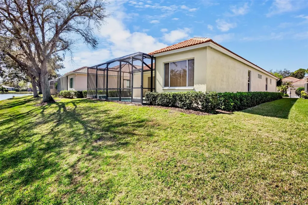 8335 Nice Way Sarasota FL 34238
