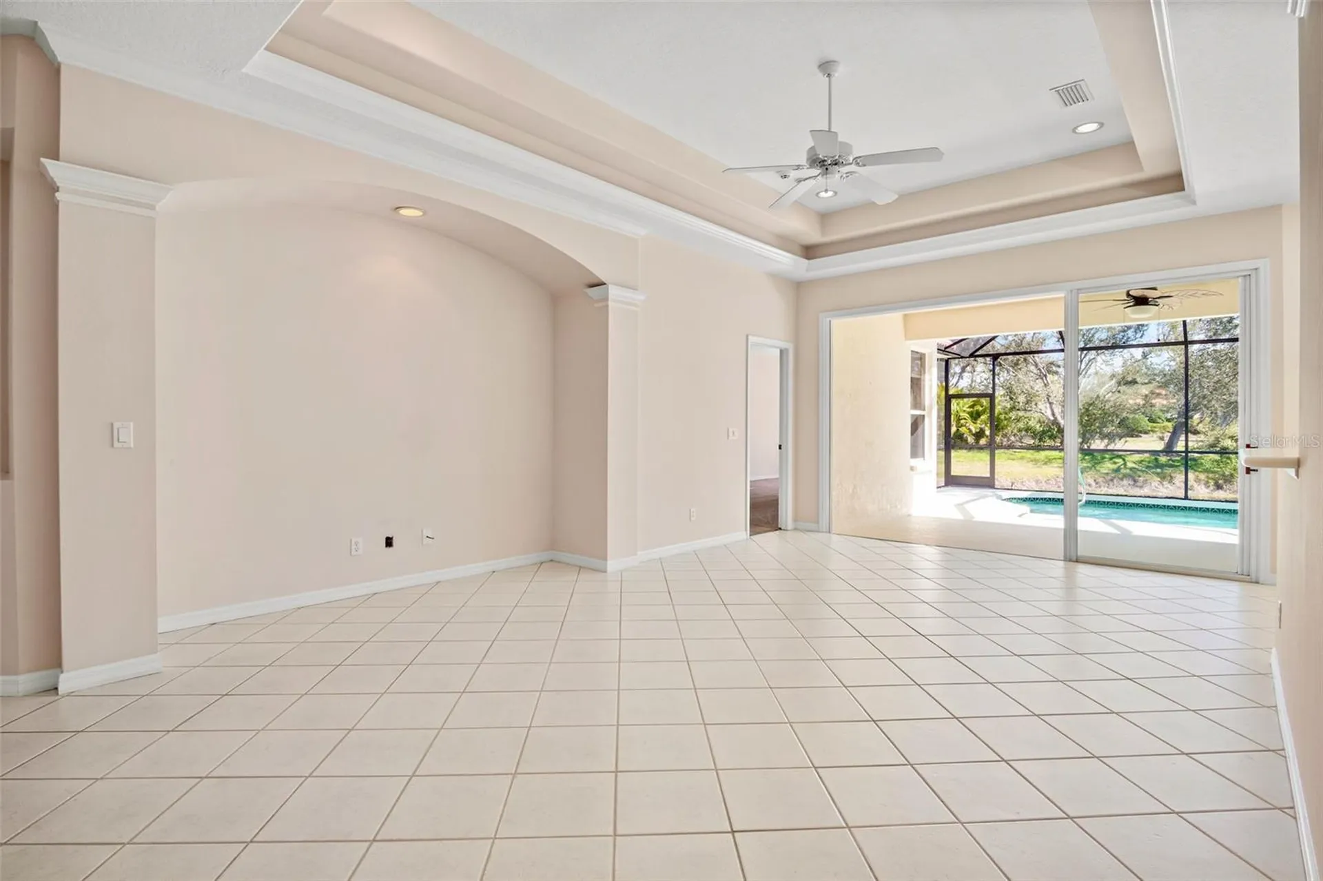 8335 Nice Way Sarasota FL 34238
