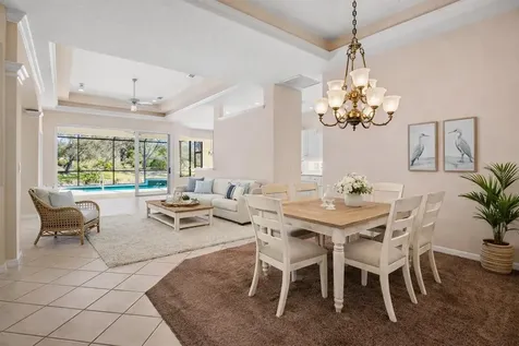 8335 Nice Way Sarasota FL 34238