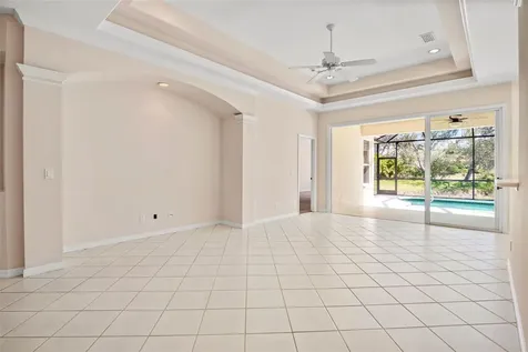 8335 Nice Way Sarasota FL 34238