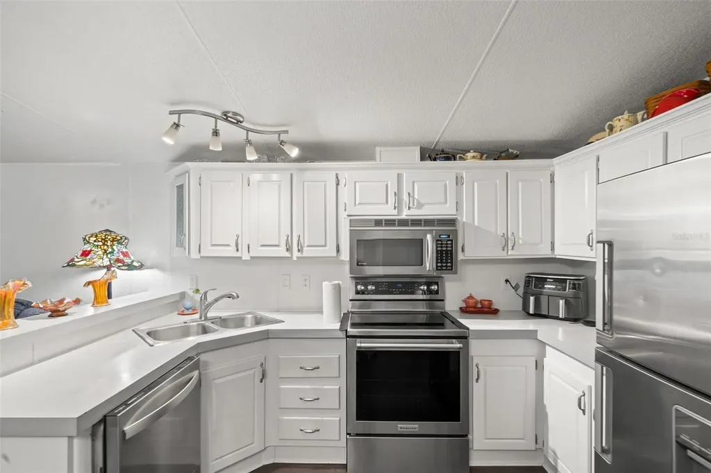 12222 Beagle Road Hudson FL 34667