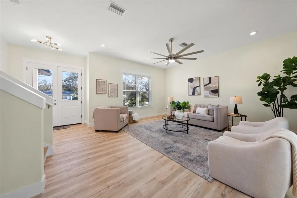 14733 Sunset Drive Largo FL 33774