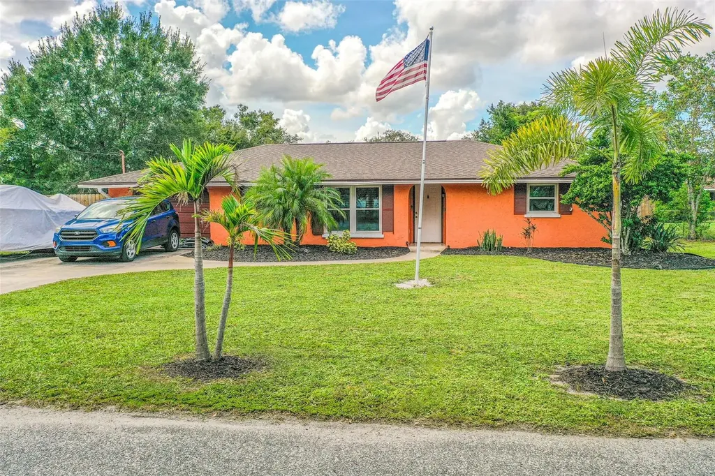 147 Hayes Street Lake Wales FL 33859