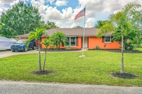 147 Hayes Street Lake Wales FL 33859